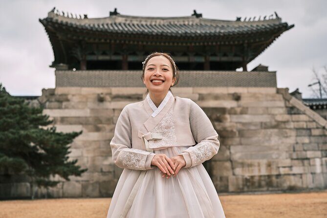 Cinematic Hanbok Photoshoot - Practical Details and Considerations