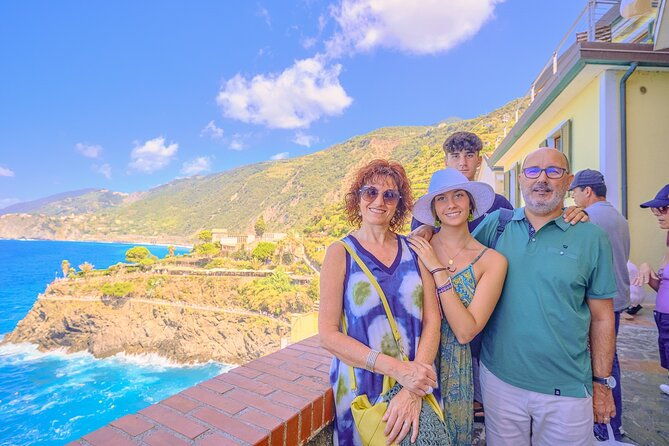 cinque-terre-hiking-tour-from-la-spezia-train-station-2