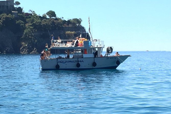 cinque-terre-lunch-boat-tour