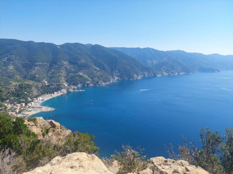 cinque-terre-panoramic-hiking-from-levanto-to-monterosso