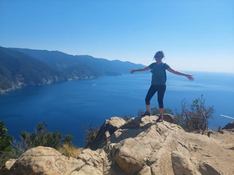cinque-terre-panoramic-hiking-from-levanto-to-monterosso