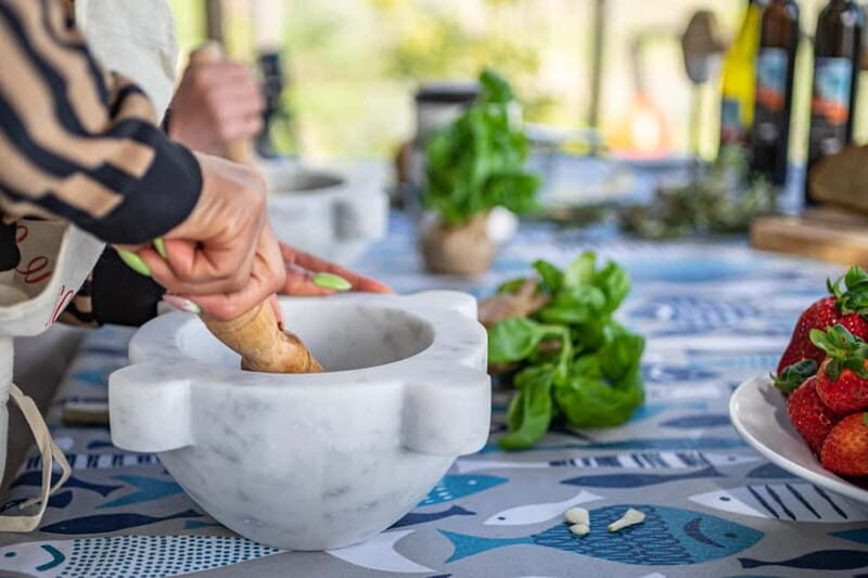 Cinque Terre: Pesto Cooking Class at a Local's Home - Key Points