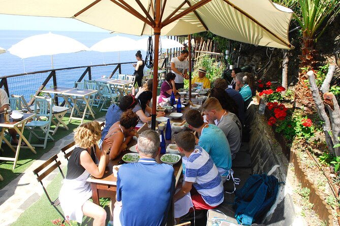 cinque-terre-pesto-course-activity-with-lunch