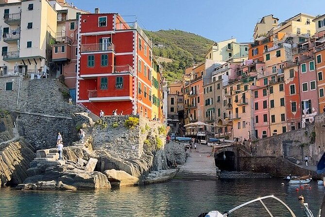 cinque-terre-portovenere-amazing-private-boat-tour-2