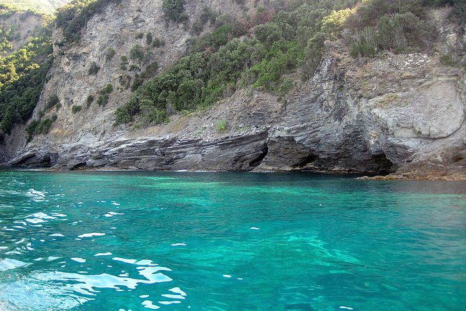 cinque-terre-private-boat-tour