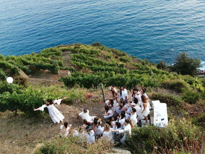 cinque-terre-tasting-in-the-cellar-with-visit-to-vineyards