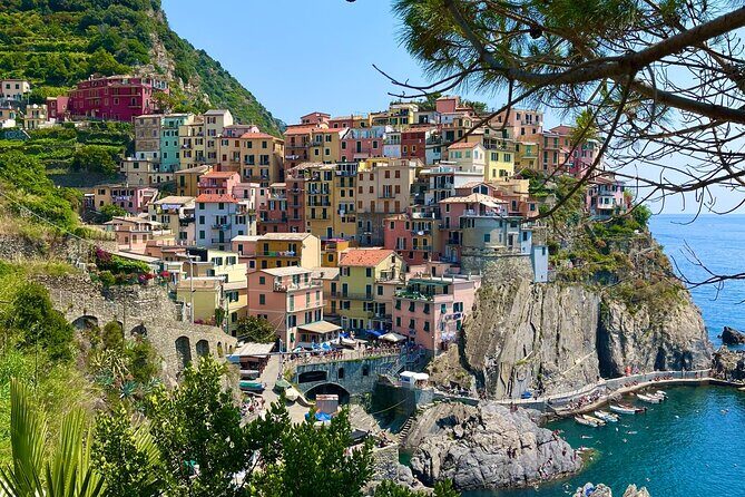 Cinque Terre Tour by van from Lucca, Pisa or La Spezia Port - The Experience in Detail