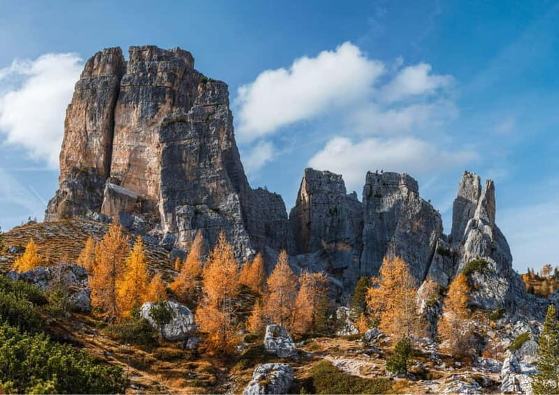 Cinque Torri: a day of climbing in the Dolomites - Discovering the Dolomites Climbing Adventure