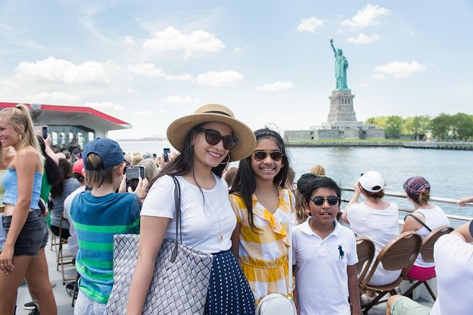 circle-line-complete-manhattan-island-cruise