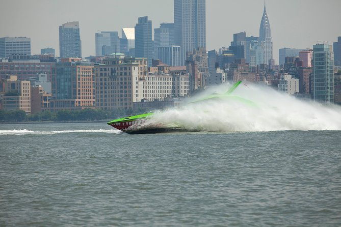 circle-line-nyc-beast-speedboat-ride