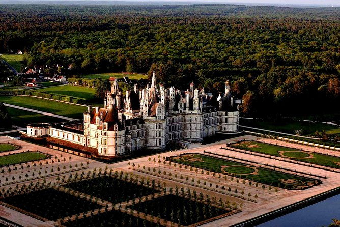 circuit-2-castles-around-blois-chambord-cheverny
