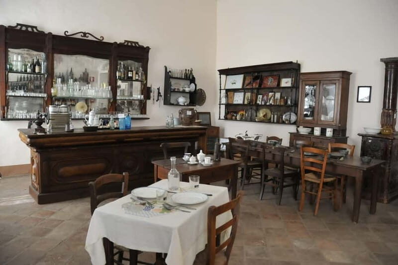 Cisterna d'Asti: guided visit to the museum "Arti e Mestieri di un tempo" (Arts and Crafts of the Past) - A Closer Look at the Museum and Its Setting