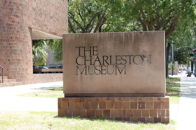 City Bus Tour with Charleston Museum Admission - Key Points  