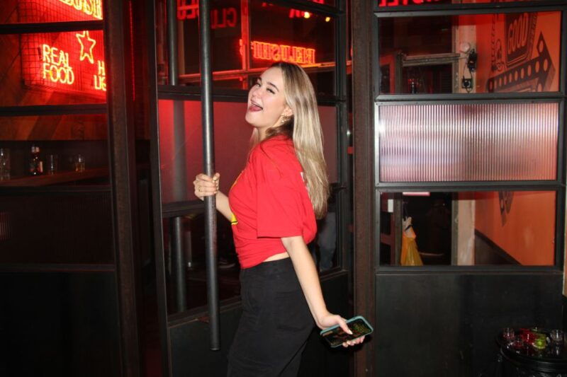 city-centre-and-red-light-pub-crawl-2-night-pass