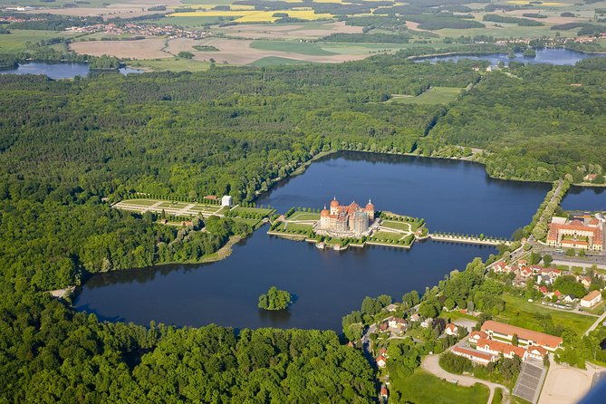 city-game-scavenger-hunt-moritzburg-independent-city-tour-discovery-tour