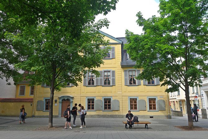 city-game-scavenger-hunt-weimar-independent-city-tour-discovery-tour