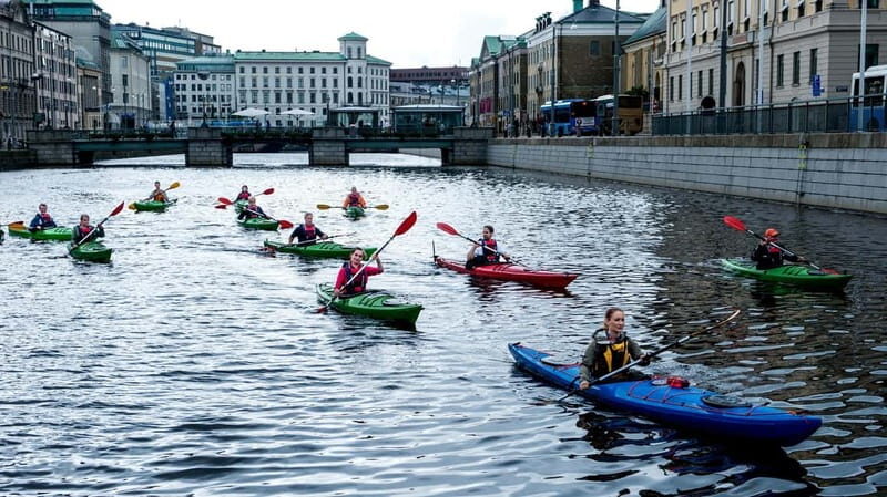 City Kayak Tour - Exploring Gothenburg by Kayak: An Authentic Waterway Experience