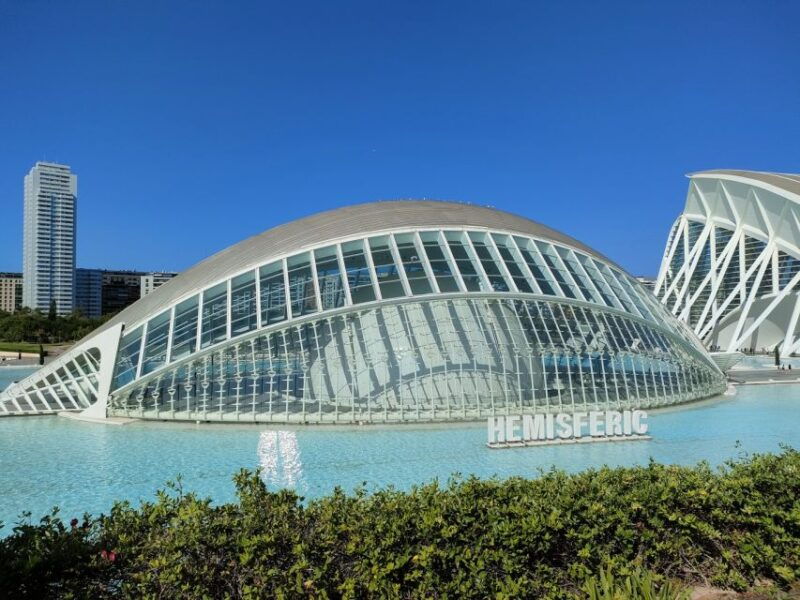 city-of-arts-and-sciences-private-bike-tour