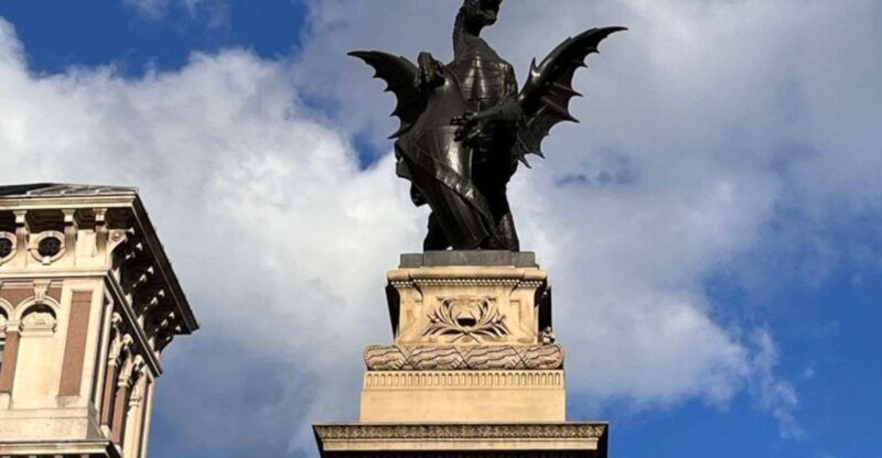 city-of-london-mystical-and-dragons-walking-tour