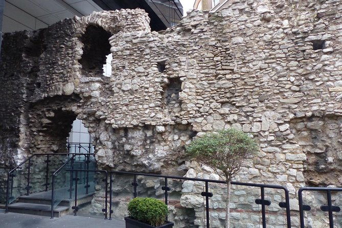 city-of-london-tales-and-legends-of-the-historic-center-2