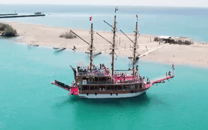 city-of-side-boat-tour-with-lunch-and-soft-drinks