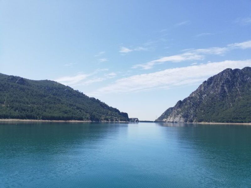 city-of-side-green-canyon-boat-tour-with-lunch-and-drinks