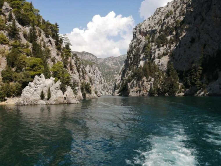 city-of-side-green-canyon-boat-tour-with-lunch-and-drinks