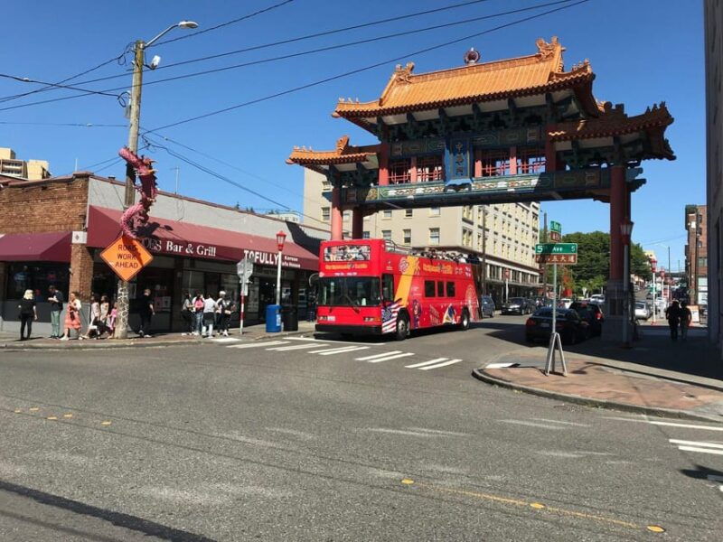 city-sightseeing-seattle-hoho-bus-tour-locks-cruise