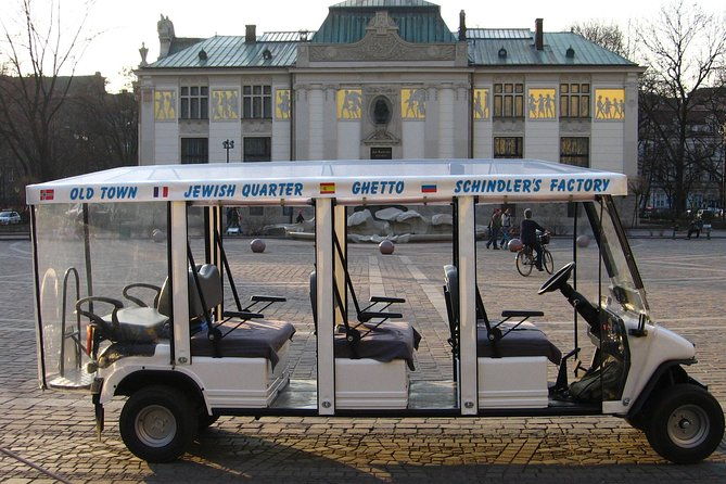 city-tour-by-electric-car-krakow-2