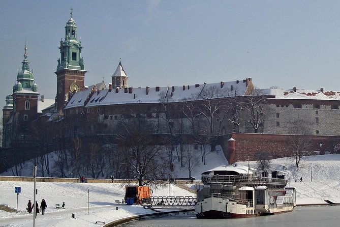 city-tour-by-electric-car-krakow-2