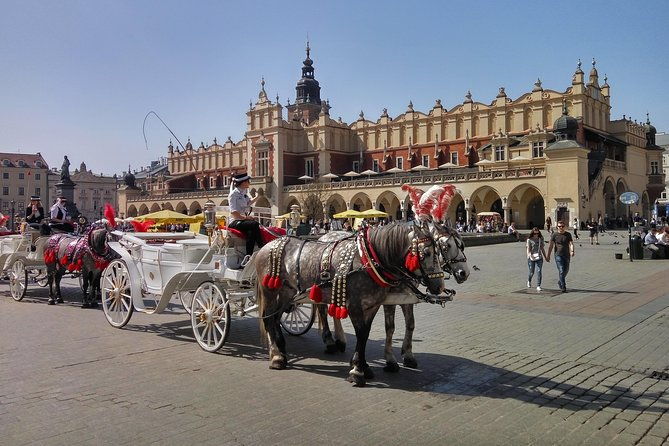 city-tour-by-electric-car-krakow