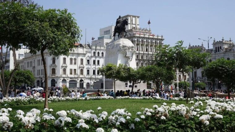 city-tour-colonial-and-modern-lima-for-5-hours