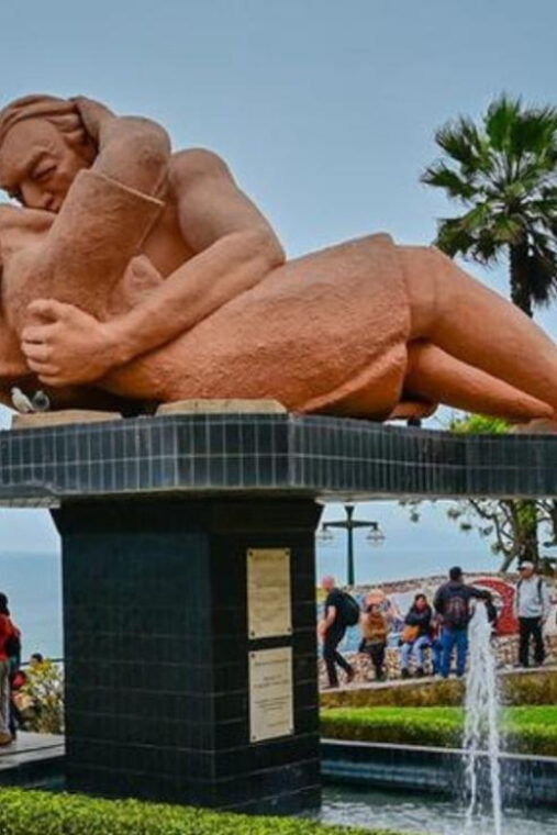 city-tour-colonial-and-modern-lima-for-5-hours
