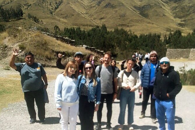 city-tour-cusco-with-local-dance