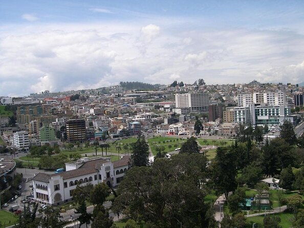 city-tour-in-quito-muffin-cable-car-historic-center-and-middle-of-the-world