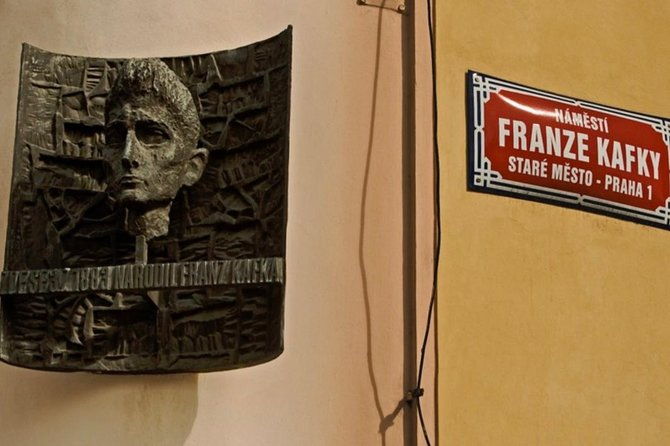 city-tour-of-pragues-old-town