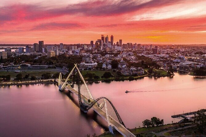 City Tour Perth and Fremantle and Swan River - Passing Perths Architectural Landmarks