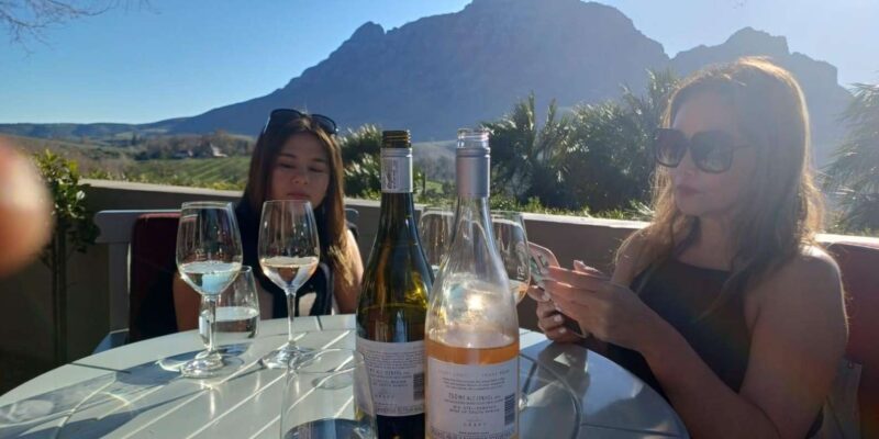 City Tour: Table Mountain, Kirstenbosch & Wine - FAQs