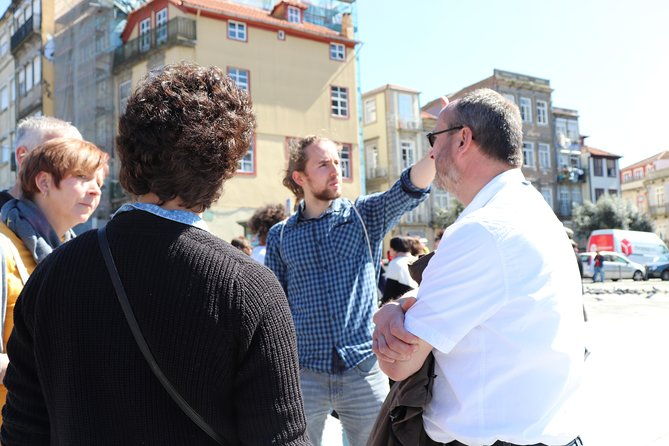 city-tour-through-historic-center-of-porto-with-many-insider-tips-3-1-2-hrs