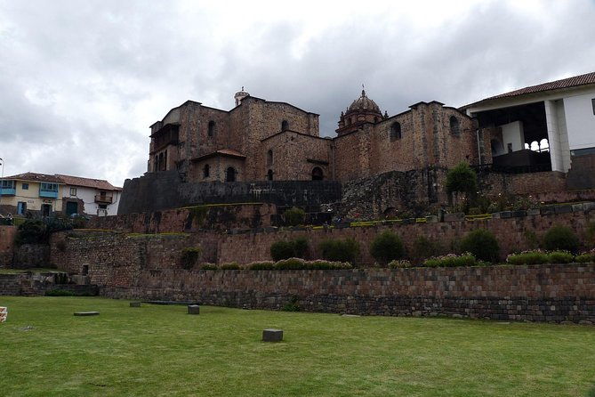 city-walking-tour-by-the-magical-cusco