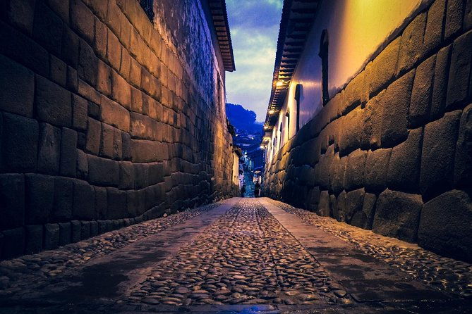 city-walking-tour-by-the-magical-cusco