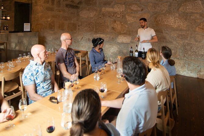 city-walking-tour-port-wine-cellar