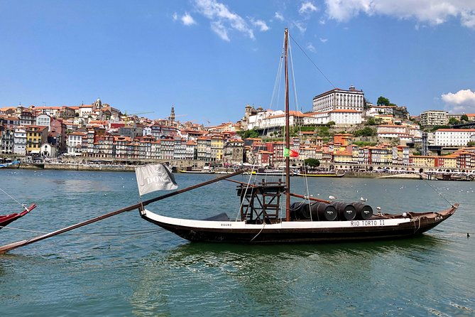 city-walking-tour-port-wine-cellar
