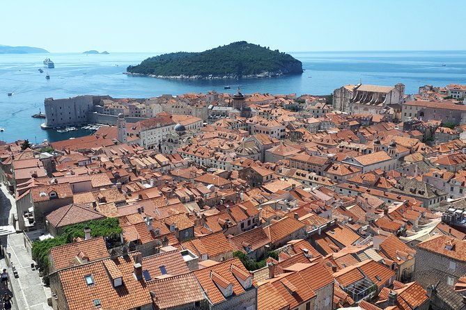 city-walls-legends-and-facts-tour