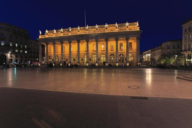 citytour-and-photo-portraits-souvenirs-in-montpellier