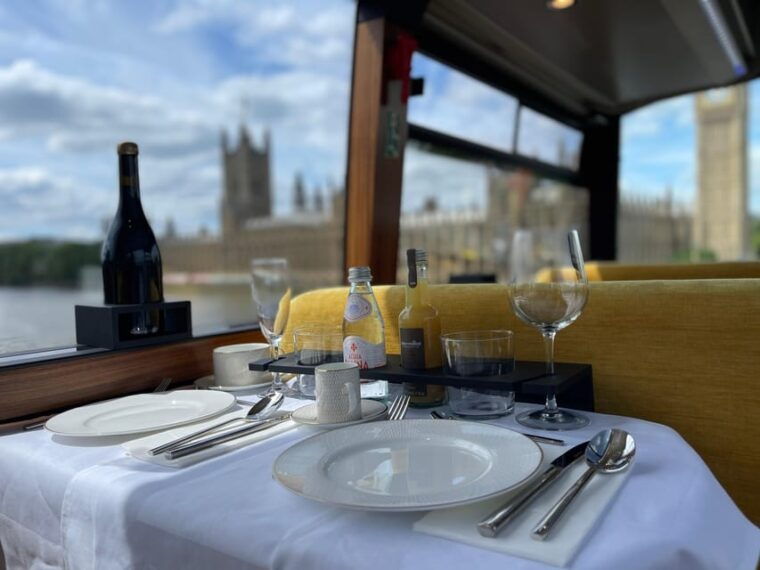 citytower-of-london-by-le-grand-londons-luxury-bus-tour