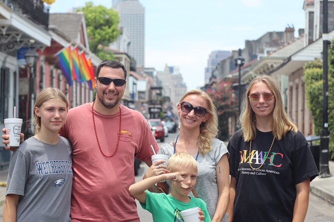 citywide-driving-tour-with-local-jazz-musician