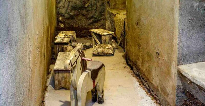 civil-war-shelters-almeria