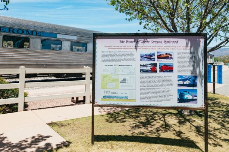 clarkdale-verde-canyon-railroad-journey-with-snacks