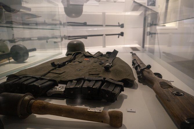 Clash of Titans: Battle for Seelow Heights WW2 tour - The Final Stand: Schlosskirche Jahnsfelde